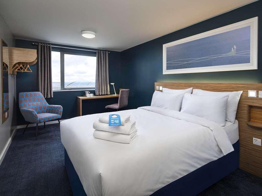 Travelodge Newport 3*